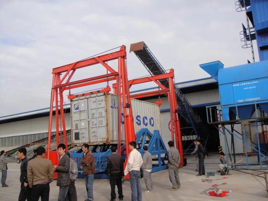 Mobile Container Crane